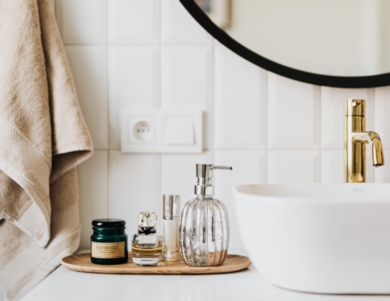 25 Affordable Bathroom Organization Finds from Amazon (Under $25!)