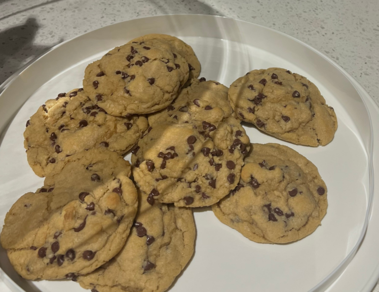 The Best Simple and Soft Homemade Chocolate Chip Cookie Recipe