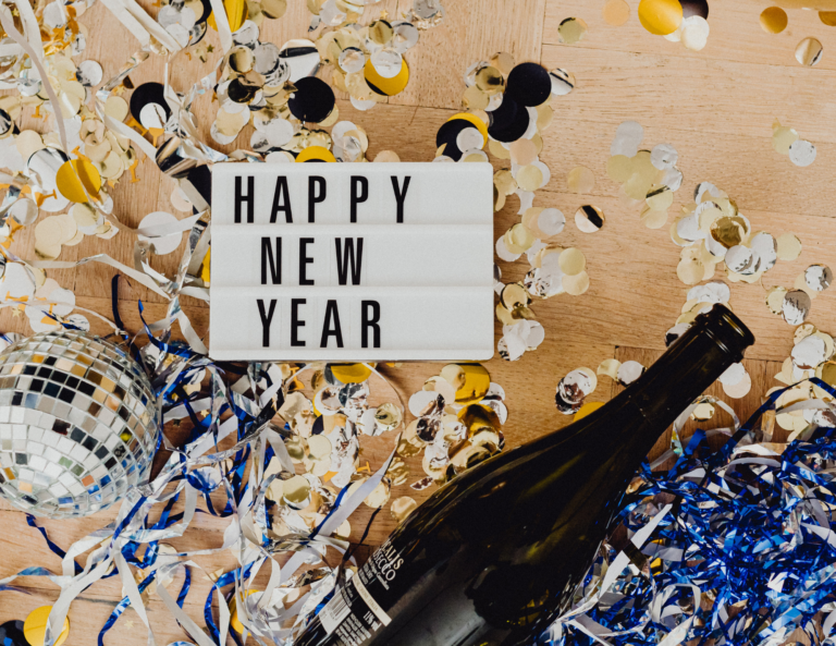 7 Ideas for Hosting a Fun New Years Eve Party This Year