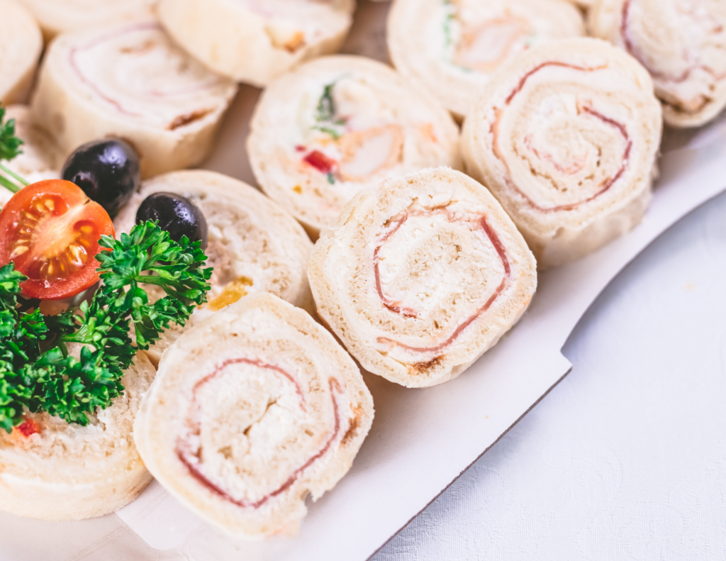 19 Graduation Party Food Ideas Your Guests Will Love! - Annas Home Front