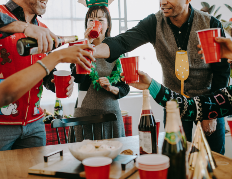 8 Ideas for How to Throw The Best Festive Christmas Party This Year!