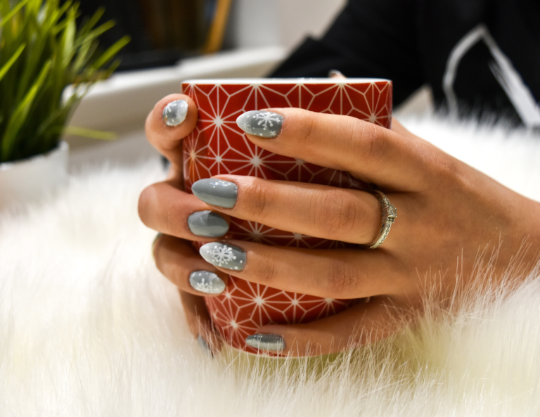 26 Stunning Winter Nail Ideas to Try This Year